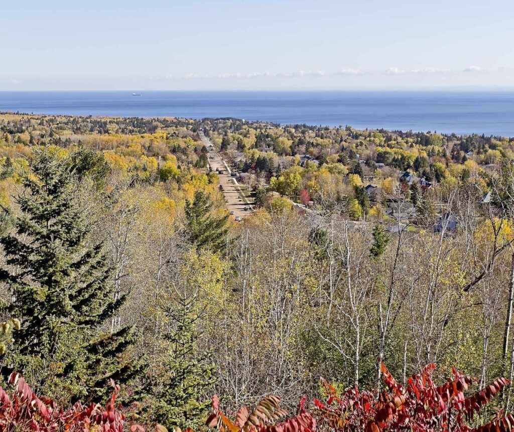 Lakeside – Lester Park (Duluth)