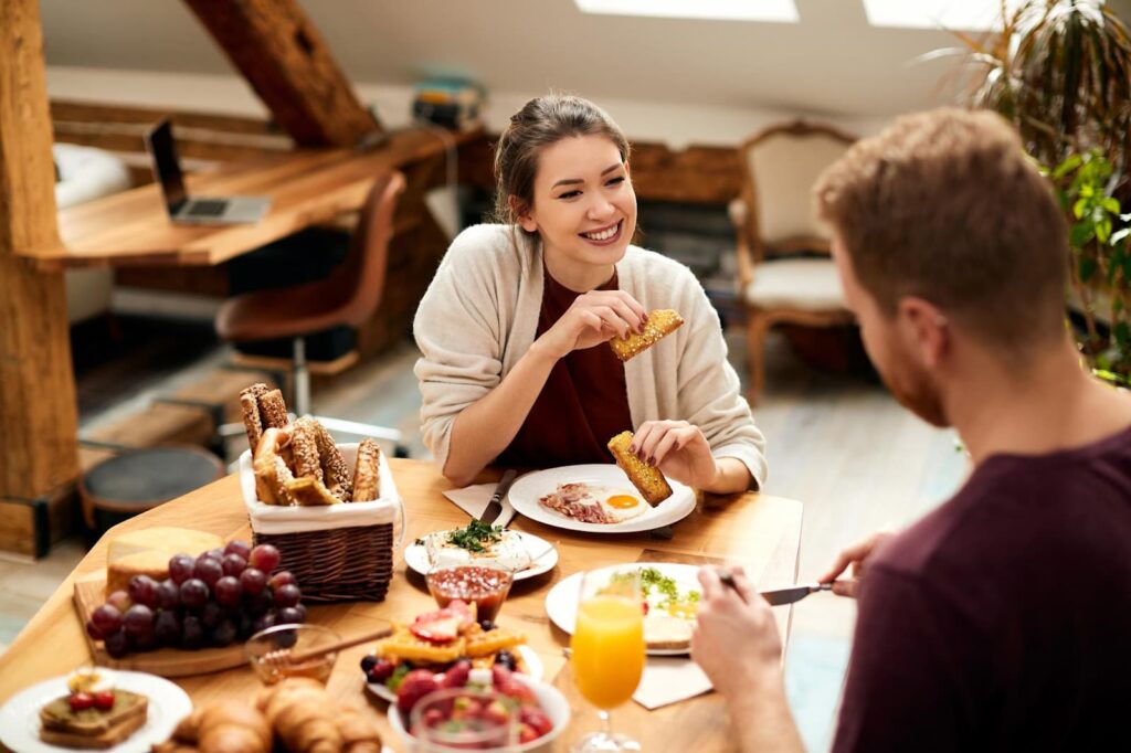 Couple having lunch at the establishment